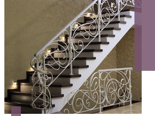 Кованые лестницы под ключ в Муравленке — изготовление и монтаж