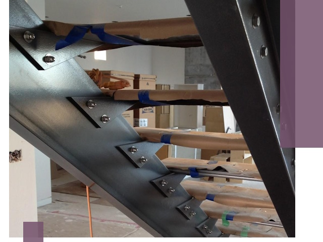 Усиление лестничных конструкций и усиление опор в Муравленке