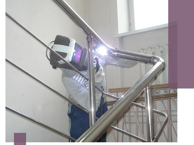 Монтаж перил и ограждений качественно в Муравленке