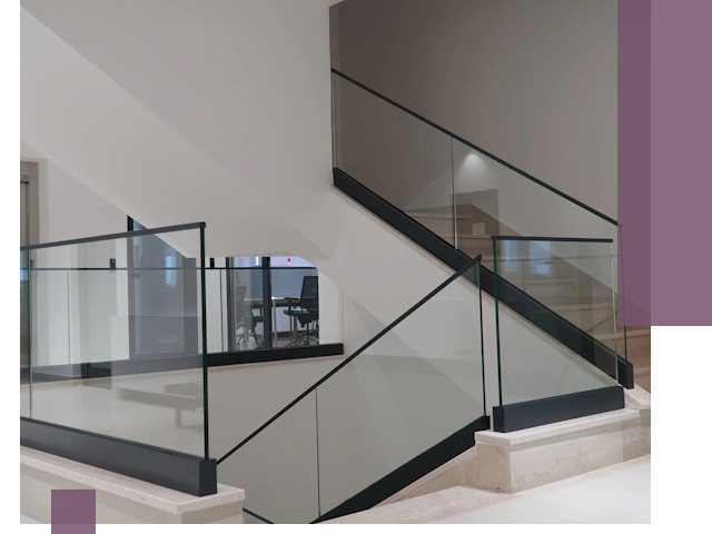 Стеклянные перила премиум-класса с установкой в Муравленке