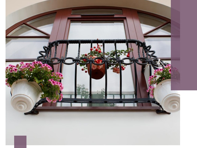 Изготовление и монтаж французских балконов в Муравленке