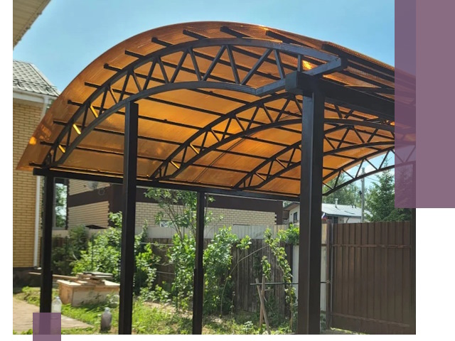 Изготовление навесов под ключ в Муравленке из качественных материалов