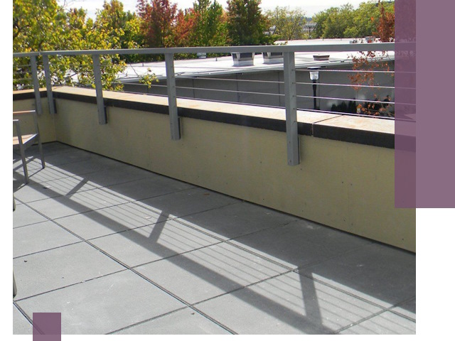 Металлические парапеты под ключ в Муравленке: монтаж и изготовление